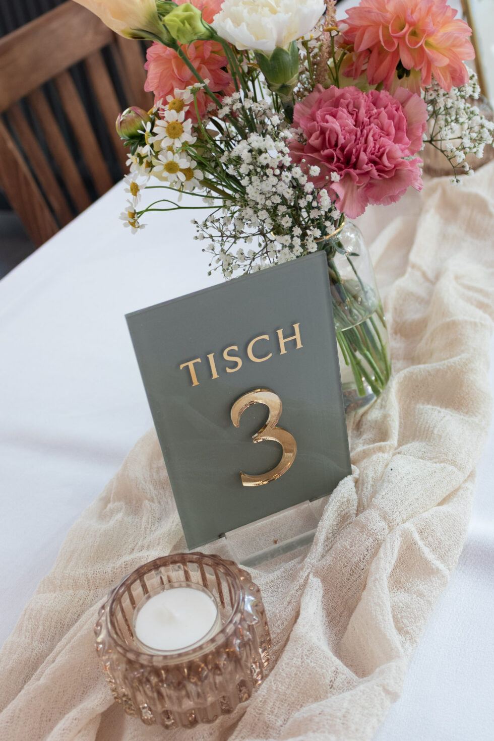 Hochzeitsschilder aus Acryl